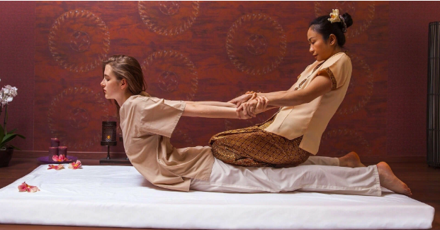 An Expert Guide: What to Expect During a Thai Massage Session in Dubai